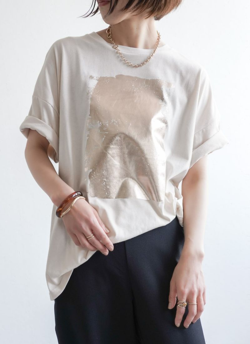 箔プリントビッグTシャツ｜レディースファッションrevoam
