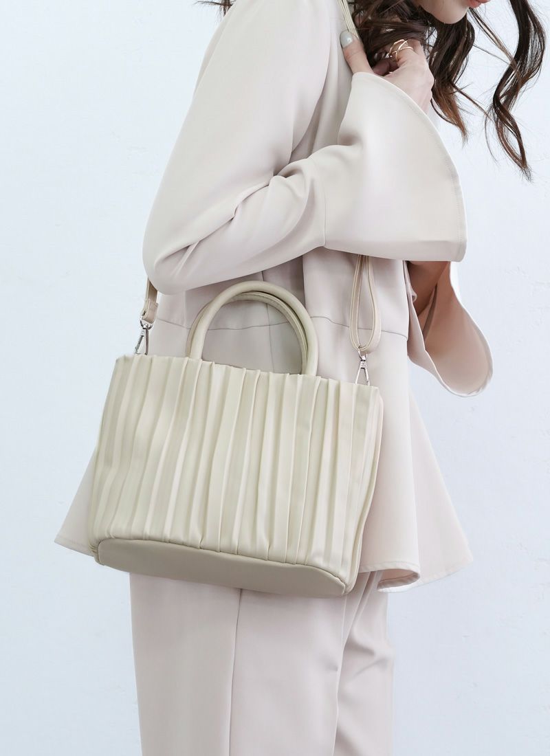 合皮プリーツ 2wayショルダー,revoam