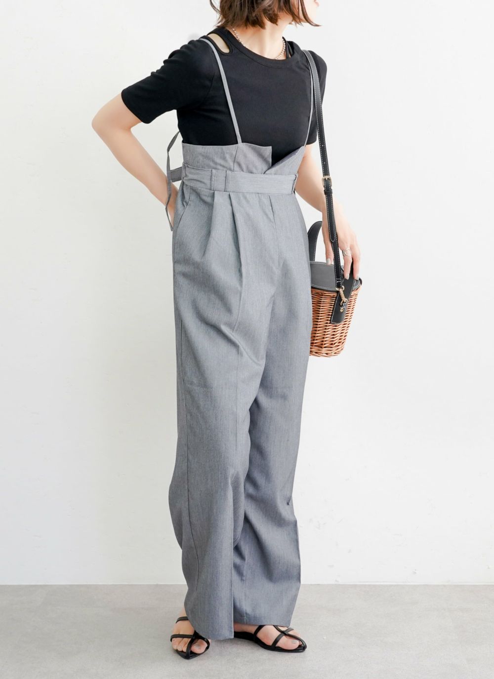 ツイルベルト付きサロペット｜レディースファッションrevoam(レヴォーム)